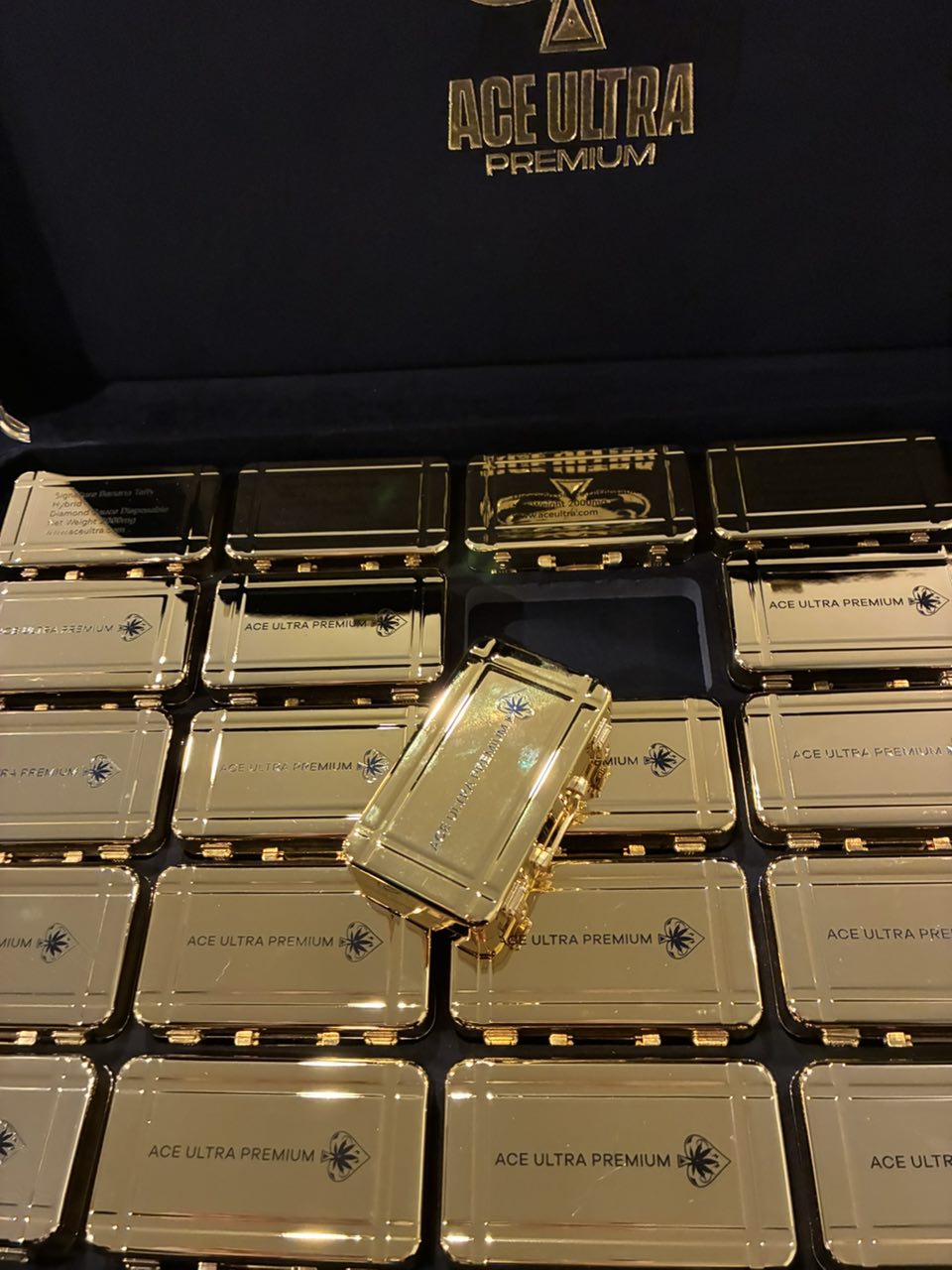 Ace Ultra Premium Gold Edition – 2G Disposable Vapes - Image 2